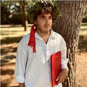 Laureato al Conservatorio Fausto Torrefranca di V.V. in Musica e Spettacolo, offro lezioni private in smart working e in presenza di Pianoforte, Teoria Musicale, Composizione e Tecnologia Musicale. 
Sono un ragazzo preciso e molto organizzato, desidero tr